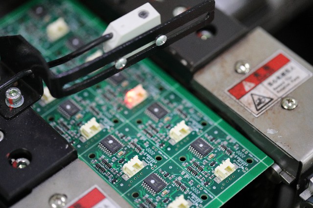 在PCBA加工中Mark點有什么作用?PCBA加工中Mark點的作用